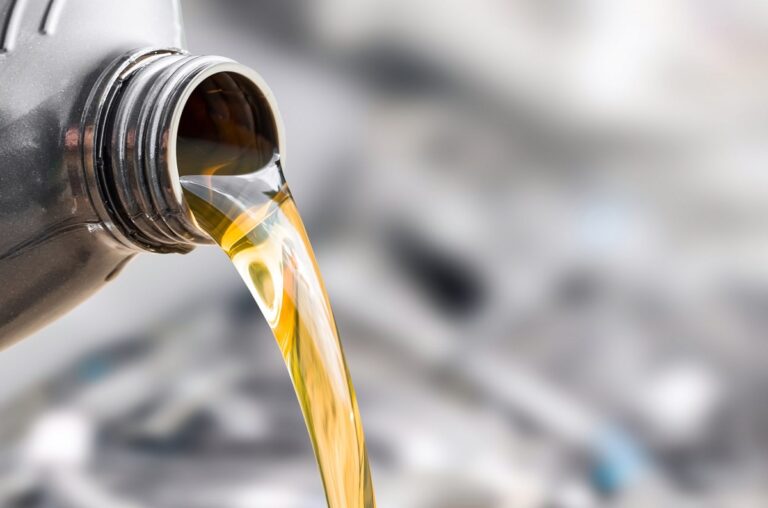 Can Mineral Oil Be Used as a Lubricant